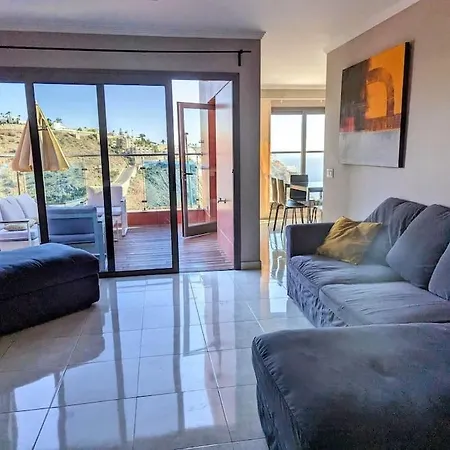Deluxe De Amadores Apartment *