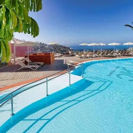 Deluxe De Amadores Apartment